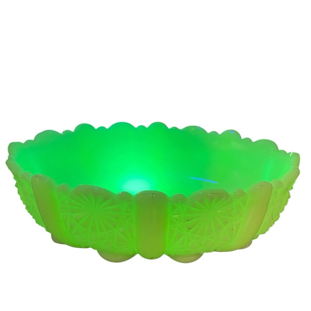 Rare Fenton Uranium Custard Glass Footed Button And Daisy Bowl